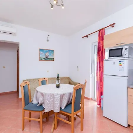 And Ljubica I Branko - Two Bedroom A2 דירה