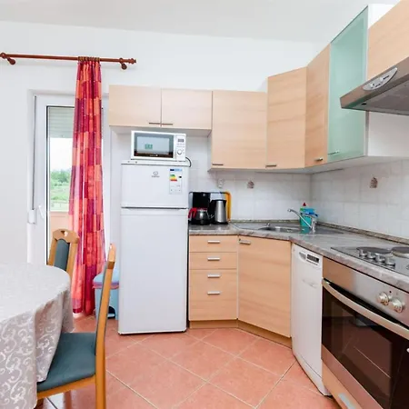 And Ljubica I Branko - Two Bedroom A2 * לופאר