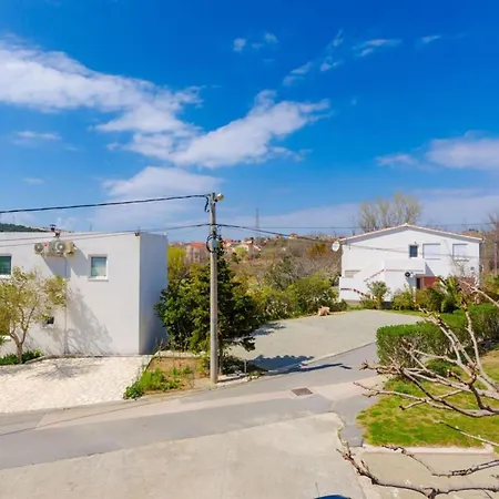 And Ljubica I Branko - Two Bedroom A2 * לופאר